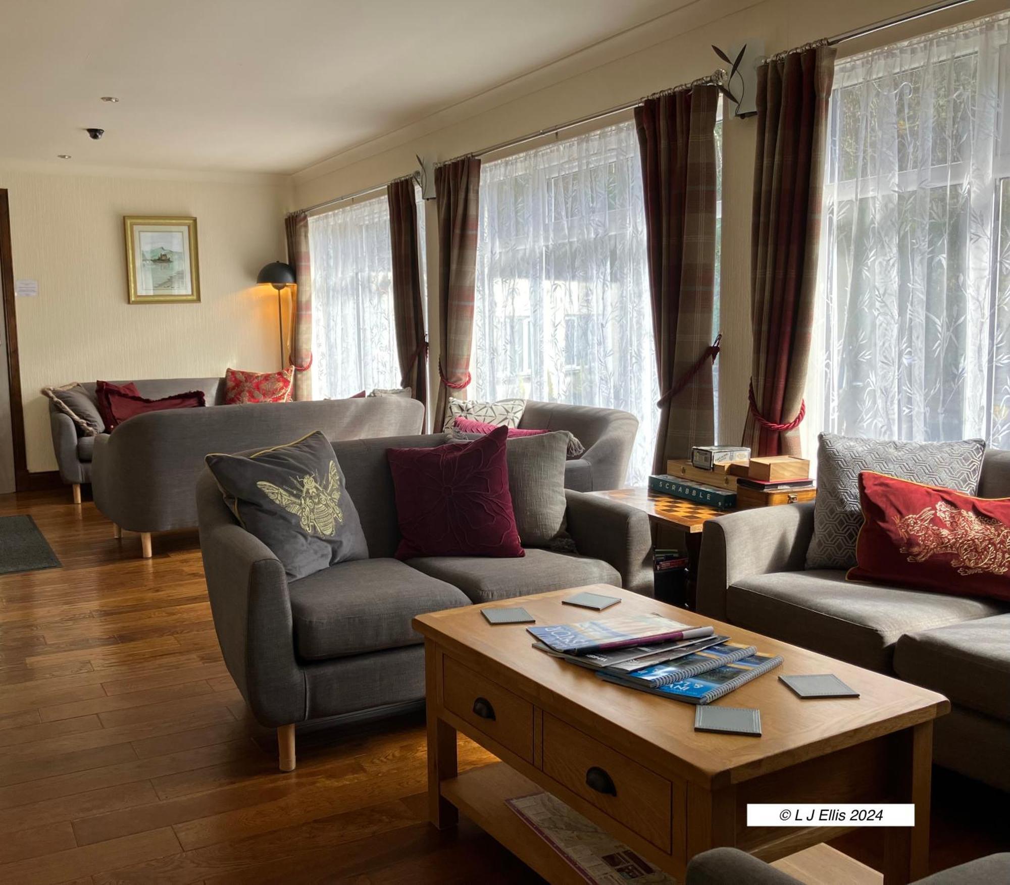 Foyers House Hotel ภายนอก รูปภาพ